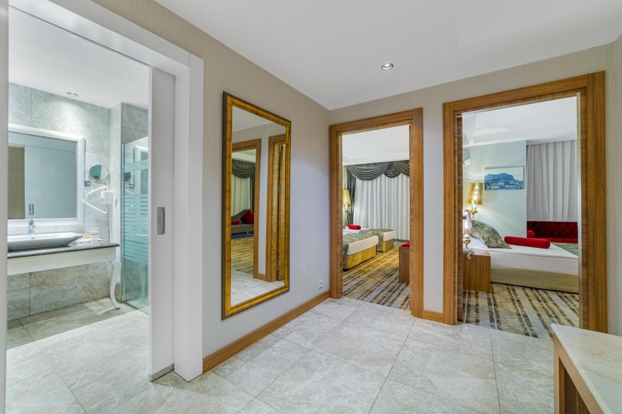 אוקורקאלאר Justiniano Deluxe Resort מראה חיצוני תמונה