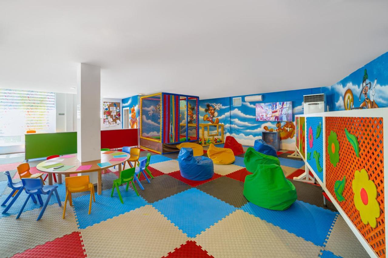 אוקורקאלאר Justiniano Deluxe Resort מראה חיצוני תמונה