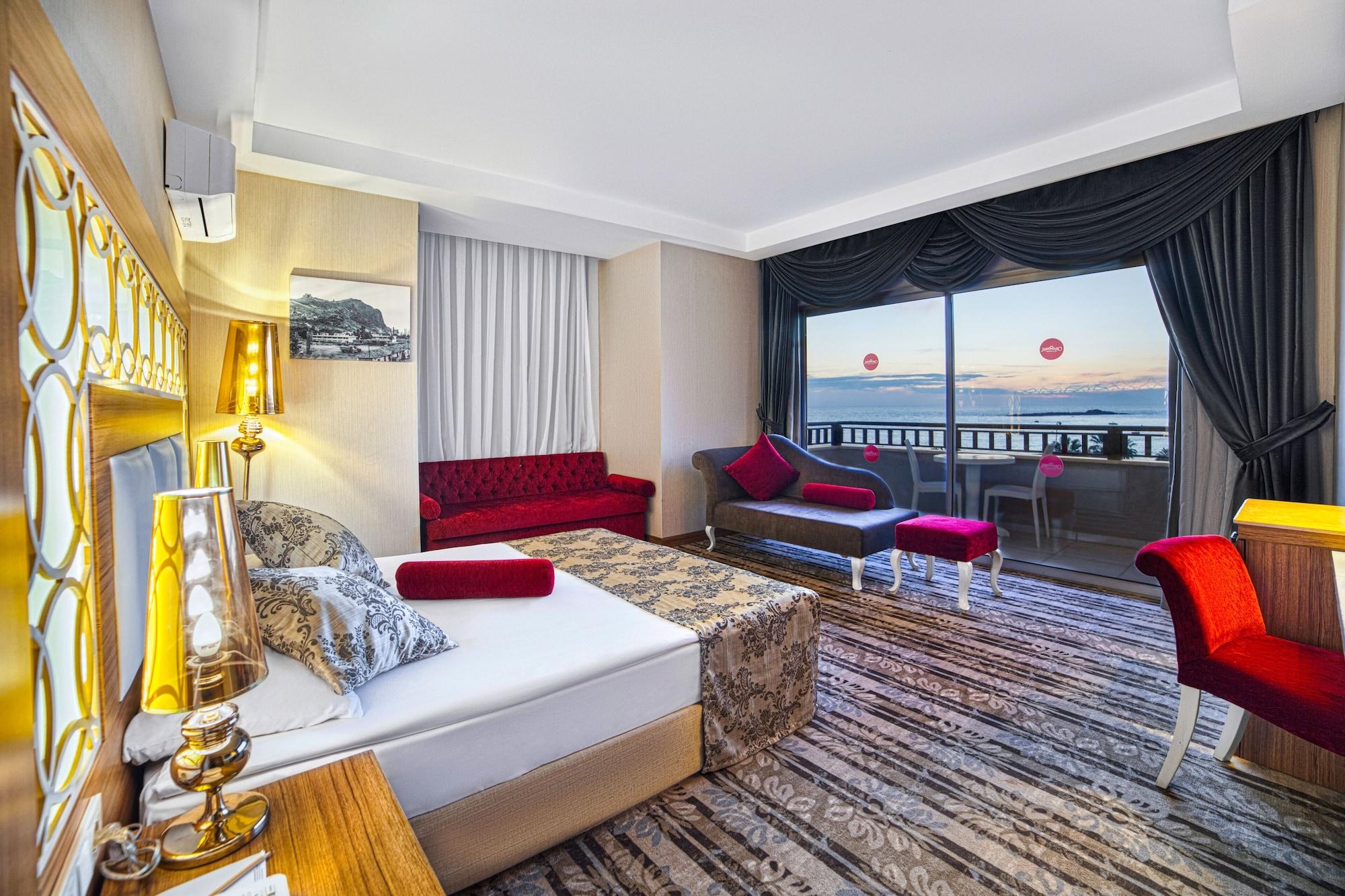 אוקורקאלאר Justiniano Deluxe Resort מראה חיצוני תמונה