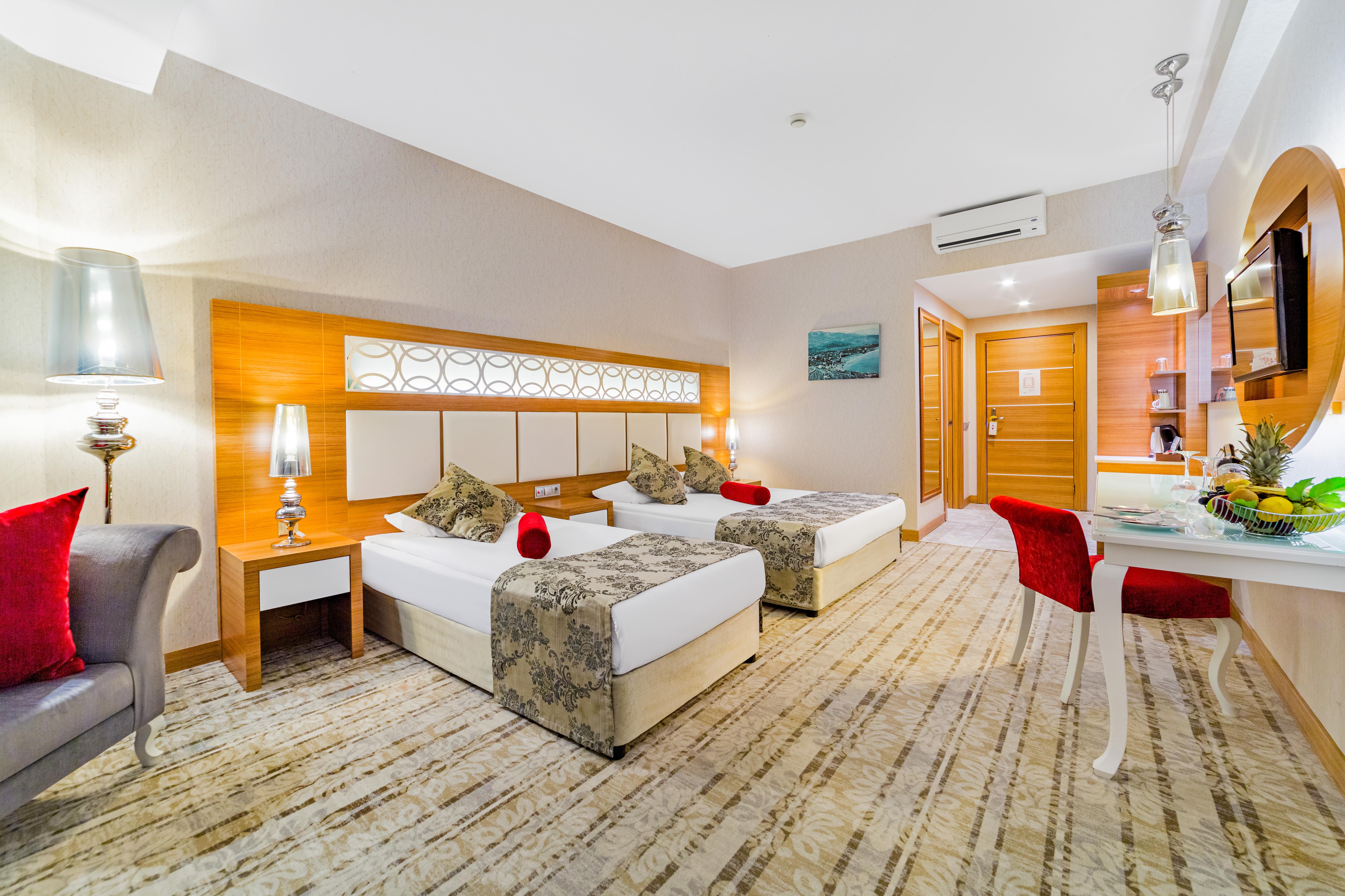 אוקורקאלאר Justiniano Deluxe Resort מראה חיצוני תמונה