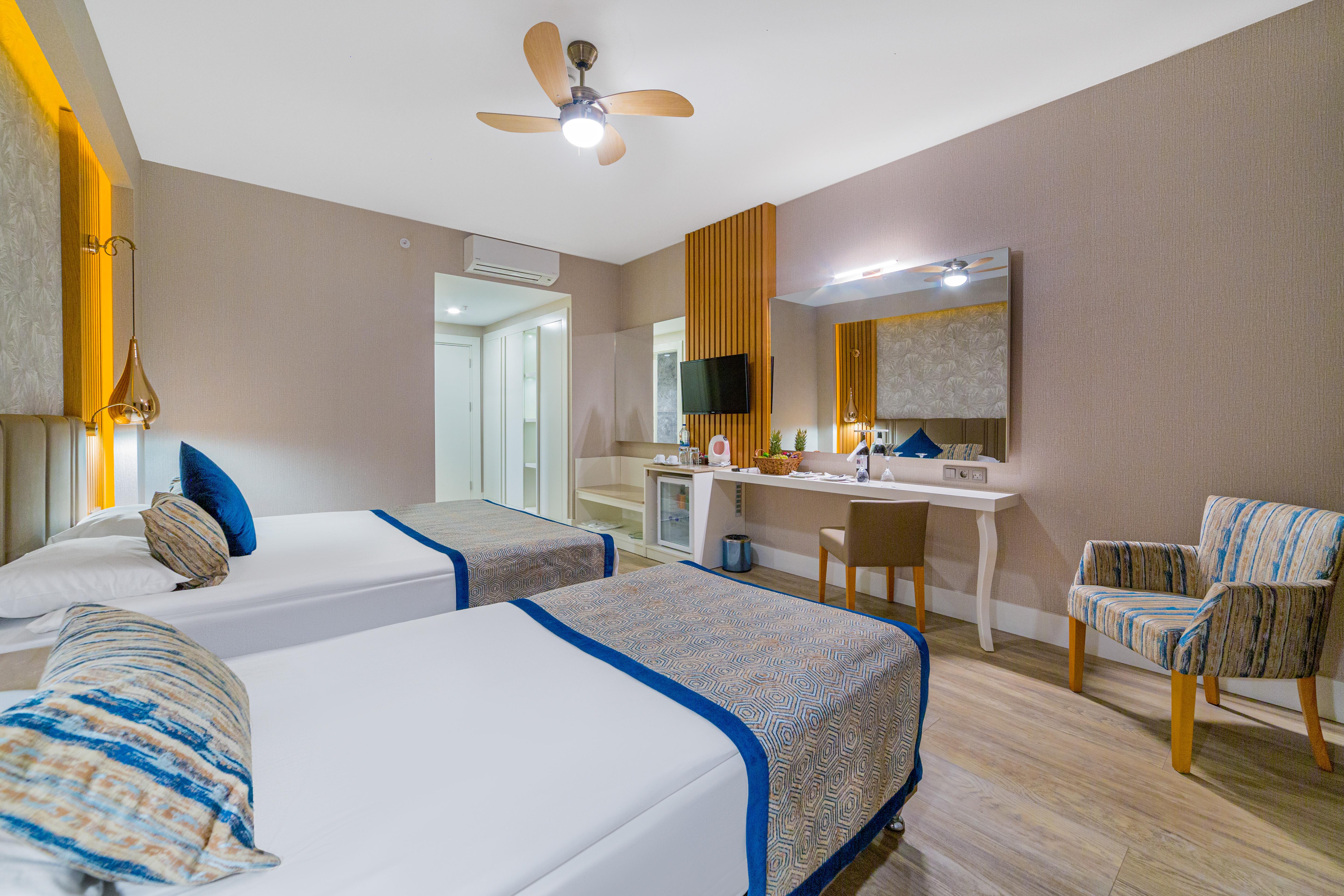 אוקורקאלאר Justiniano Deluxe Resort מראה חיצוני תמונה