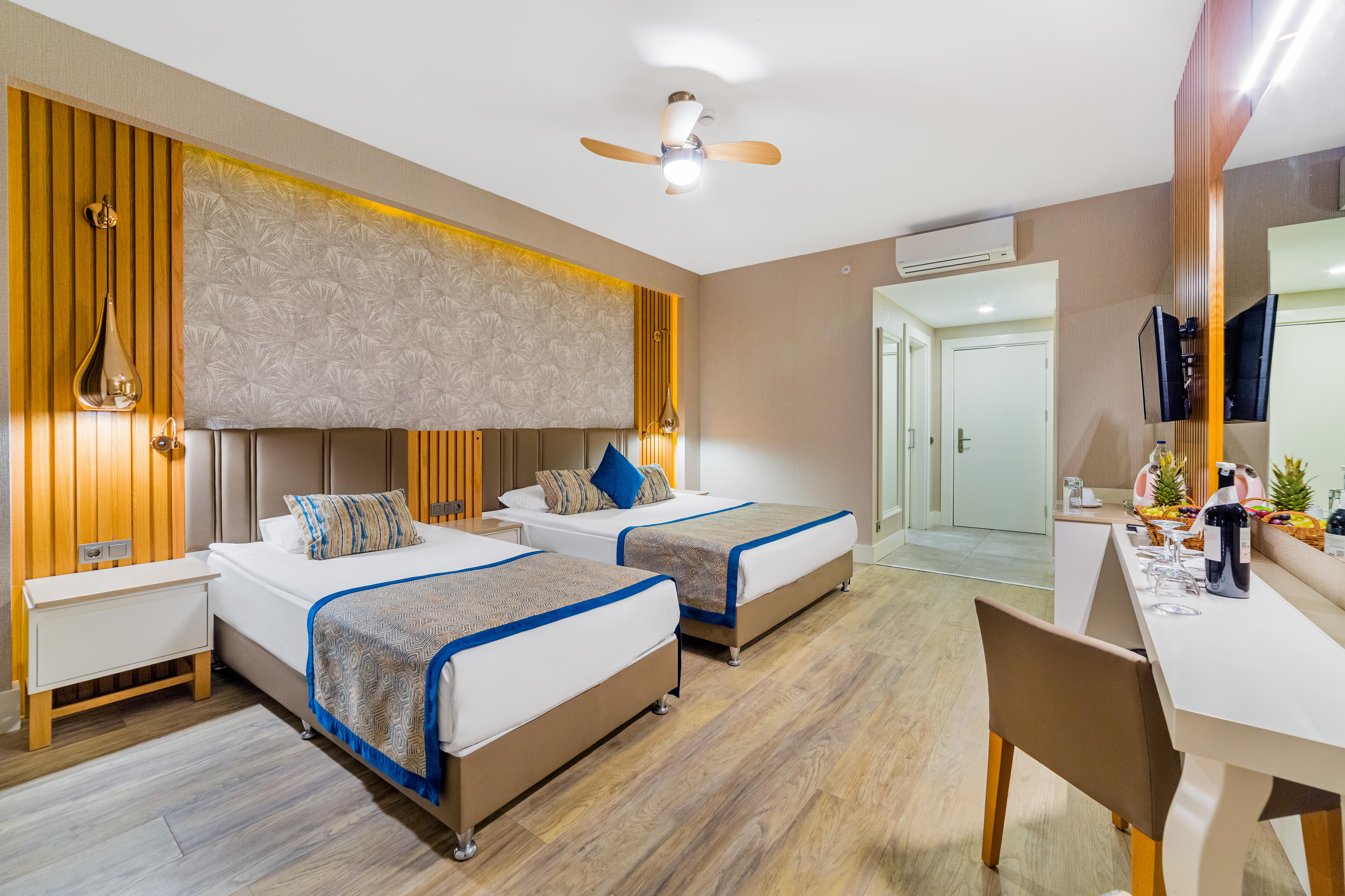 אוקורקאלאר Justiniano Deluxe Resort מראה חיצוני תמונה