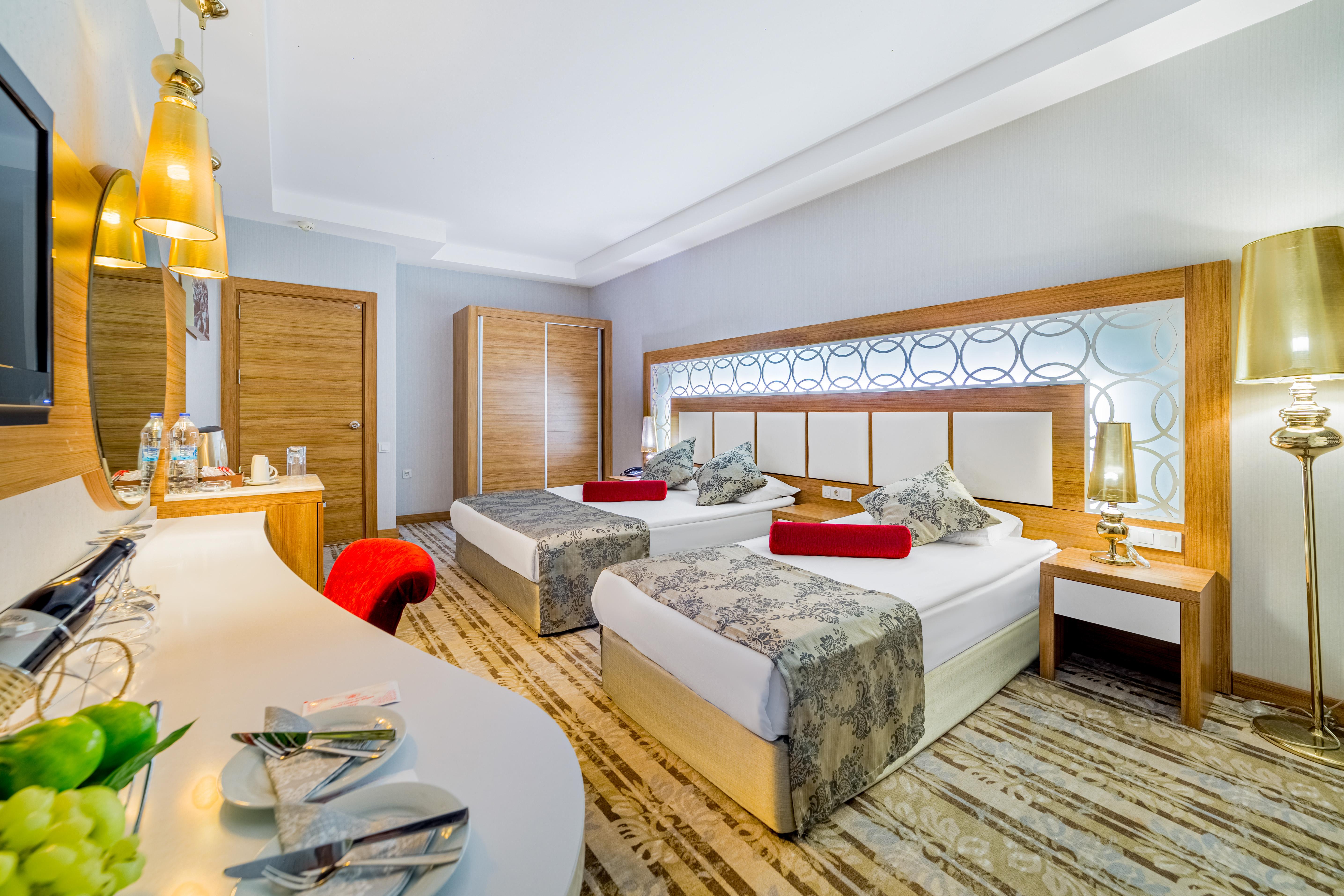 אוקורקאלאר Justiniano Deluxe Resort מראה חיצוני תמונה