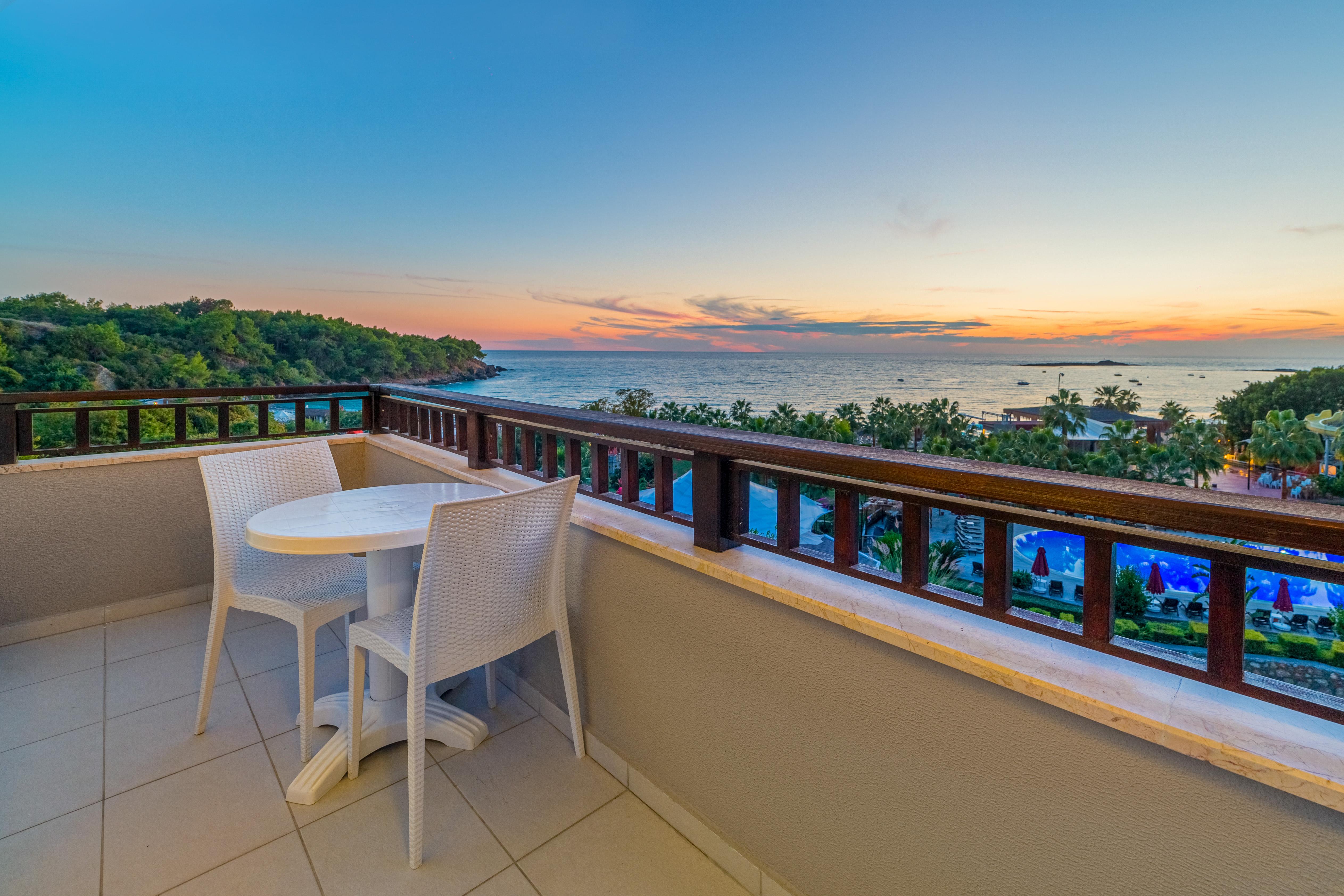 אוקורקאלאר Justiniano Deluxe Resort מראה חיצוני תמונה