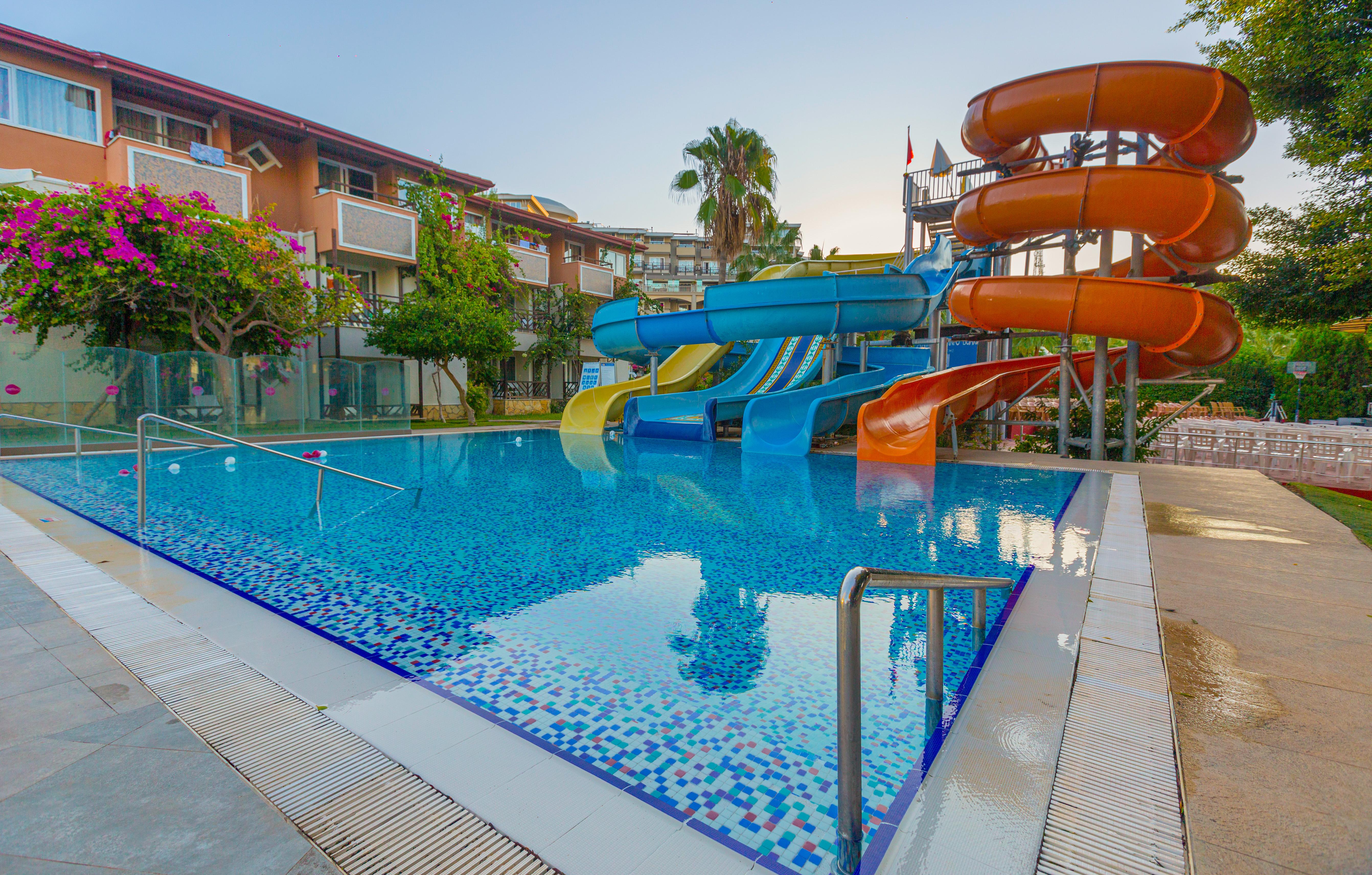 אוקורקאלאר Justiniano Deluxe Resort מראה חיצוני תמונה