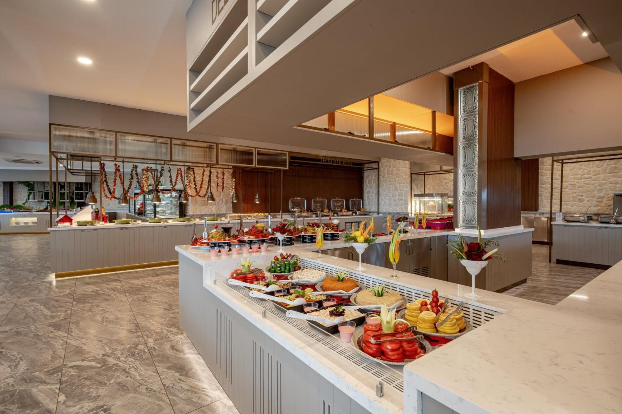 אוקורקאלאר Justiniano Deluxe Resort מראה חיצוני תמונה