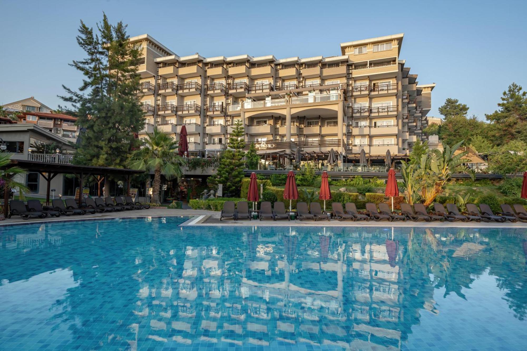 אוקורקאלאר Justiniano Deluxe Resort מראה חיצוני תמונה